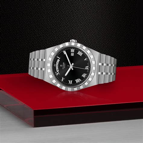 tudor royal 38mm prezzo|tudor royal 41mm diamond.